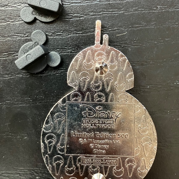 BB-8 3D Molded Pin LE 500 DSSH Star Wars: The Force Awakens 2015 Disney Droid - Picture 6 of 6